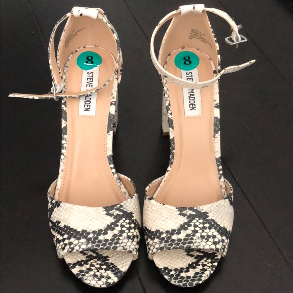 Snakeskin open toed heel